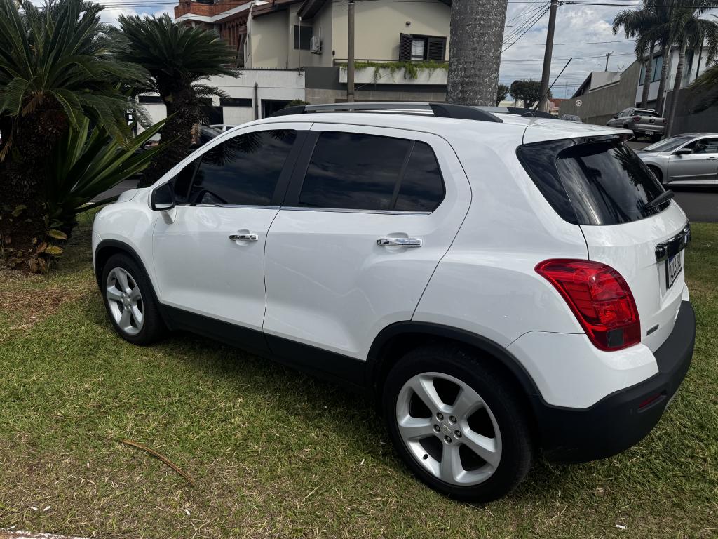 CHEVROLET Tracker - Foto
