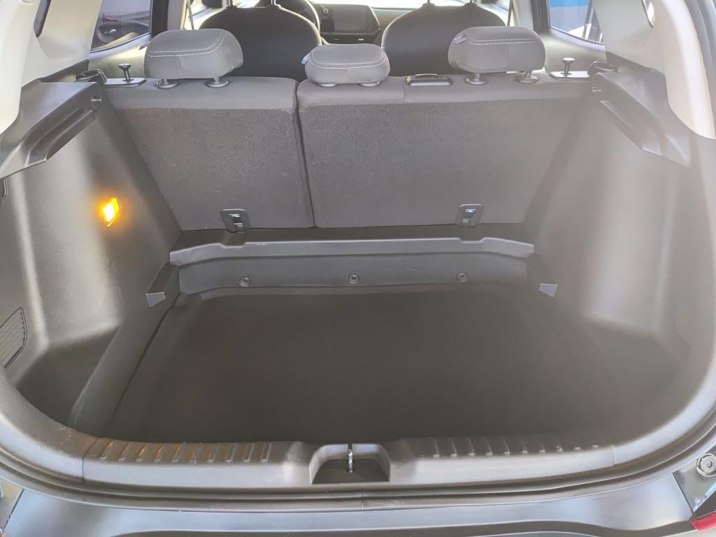 CHEVROLET Tracker - Foto