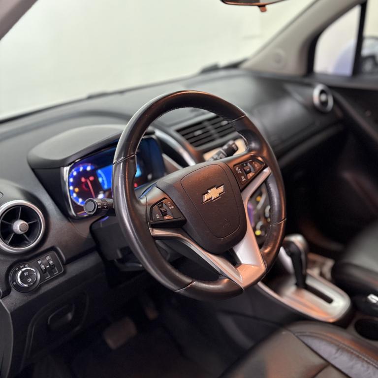CHEVROLET Tracker - Foto
