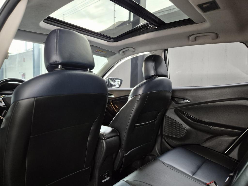 CHEVROLET Tracker - Foto