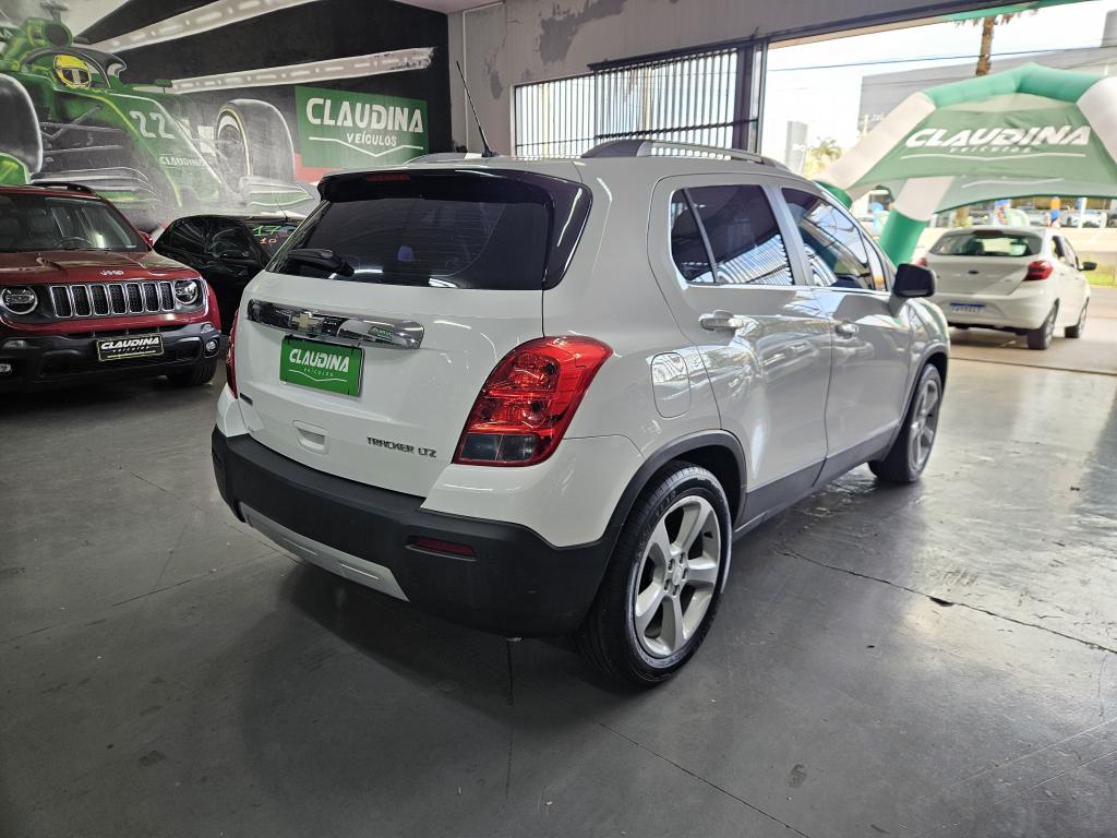 CHEVROLET Tracker - Foto
