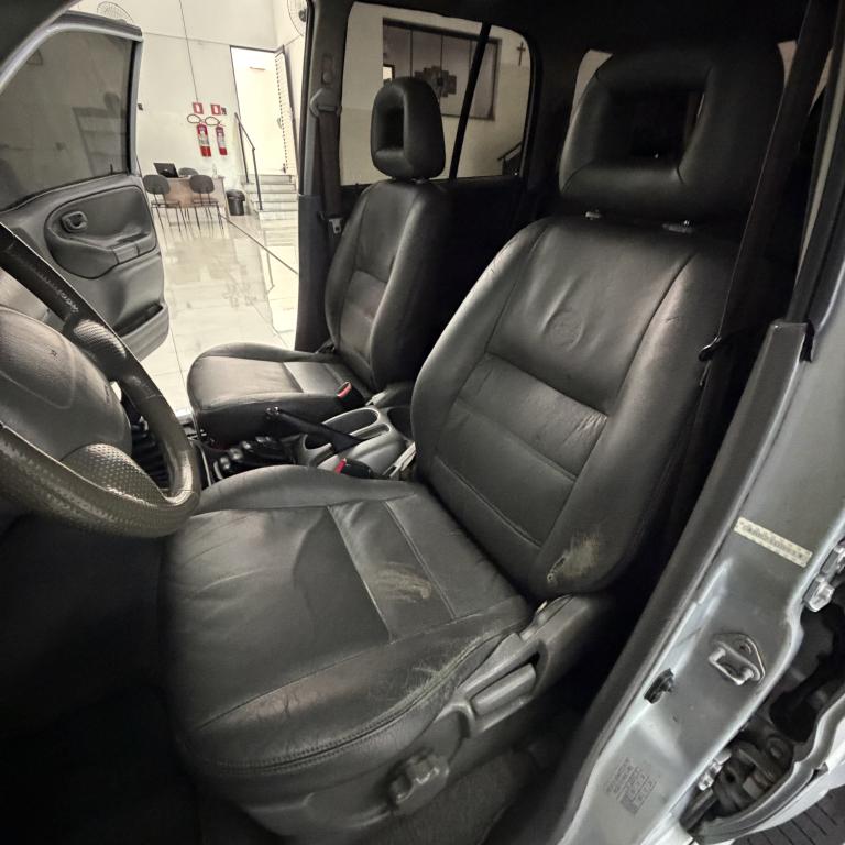 CHEVROLET Tracker - Foto