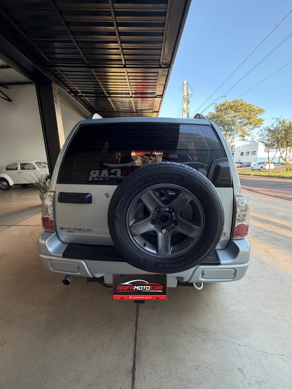 CHEVROLET Tracker - Foto