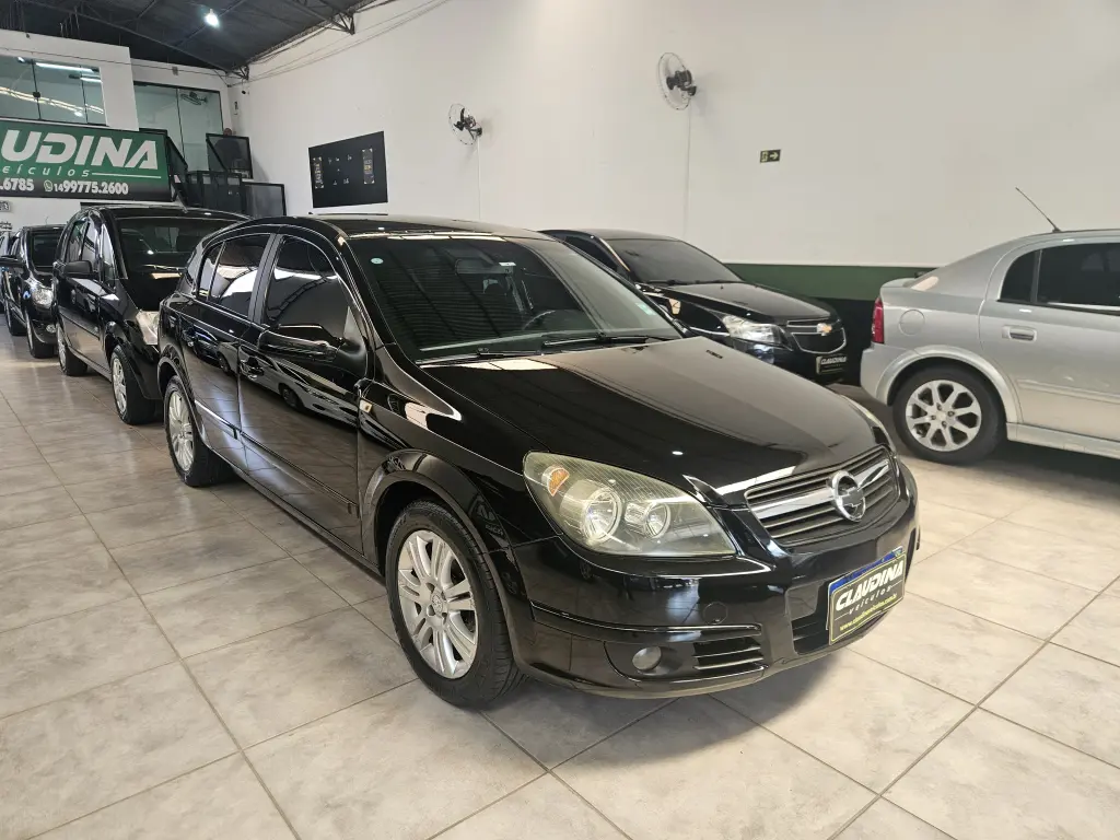 CHEVROLET Vectra Hatch - Foto