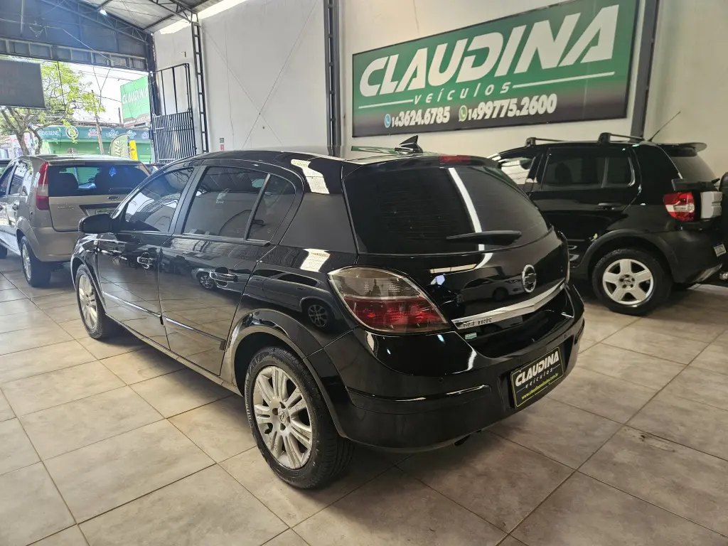 CHEVROLET Vectra Hatch - Foto