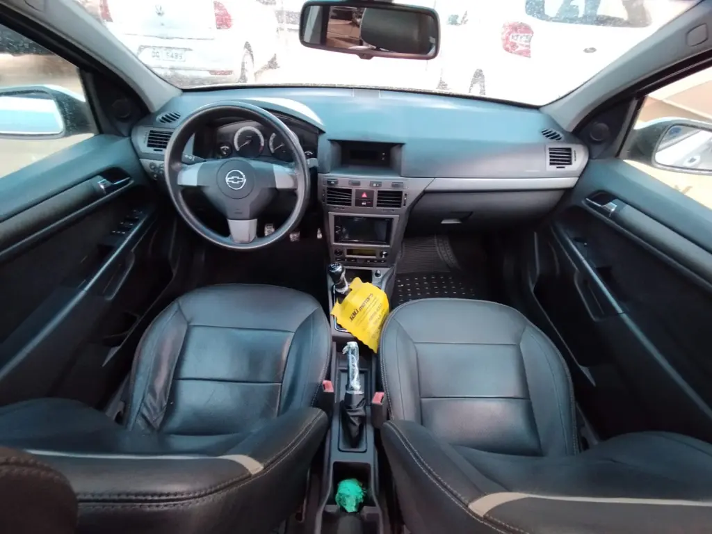 CHEVROLET Vectra Hatch - Foto