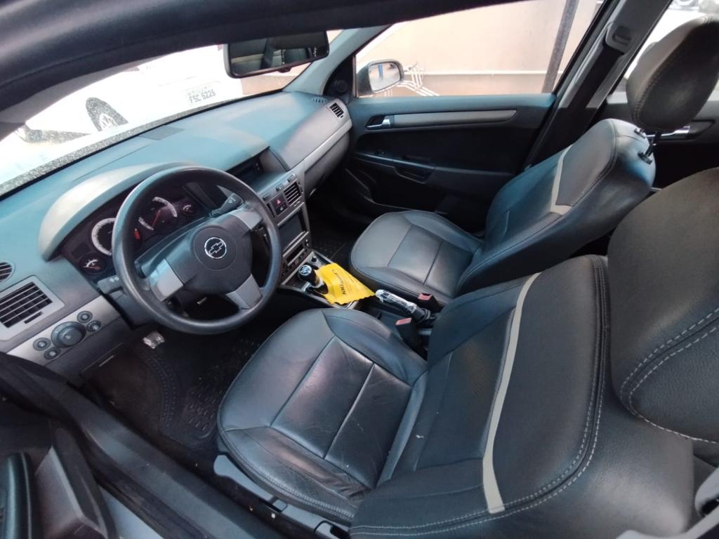 CHEVROLET Vectra Hatch - Foto