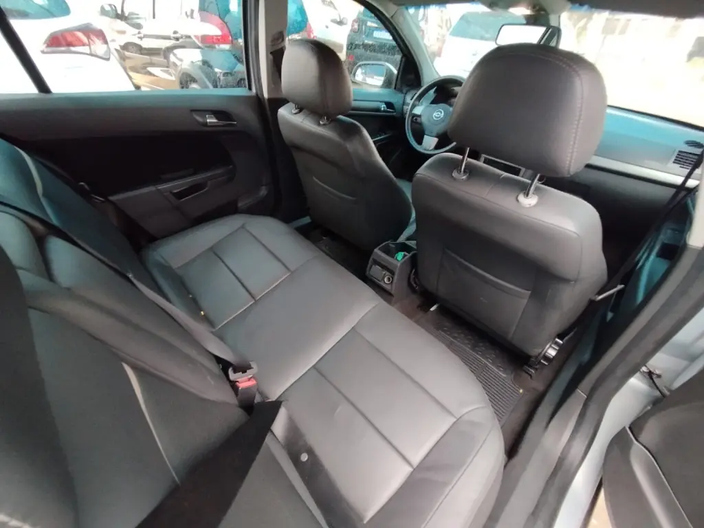 CHEVROLET Vectra Hatch - Foto