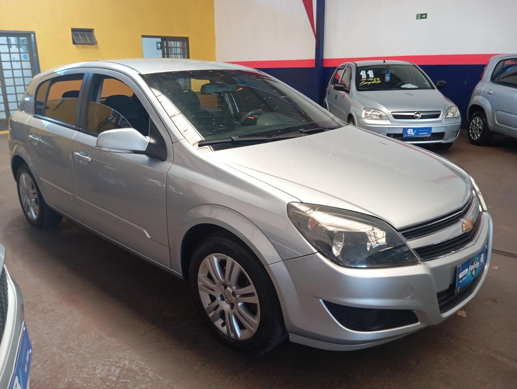 CHEVROLET Vectra Hatch - Foto