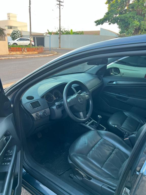 CHEVROLET Vectra Hatch - Foto