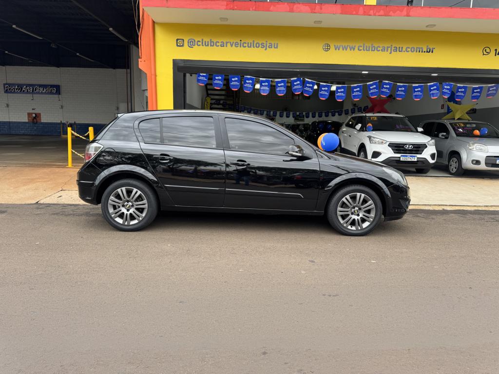 CHEVROLET Vectra Hatch