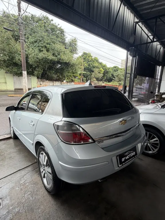 CHEVROLET Vectra Hatch - Foto