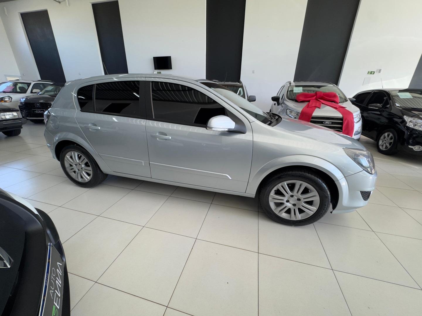 CHEVROLET Vectra Hatch - Foto