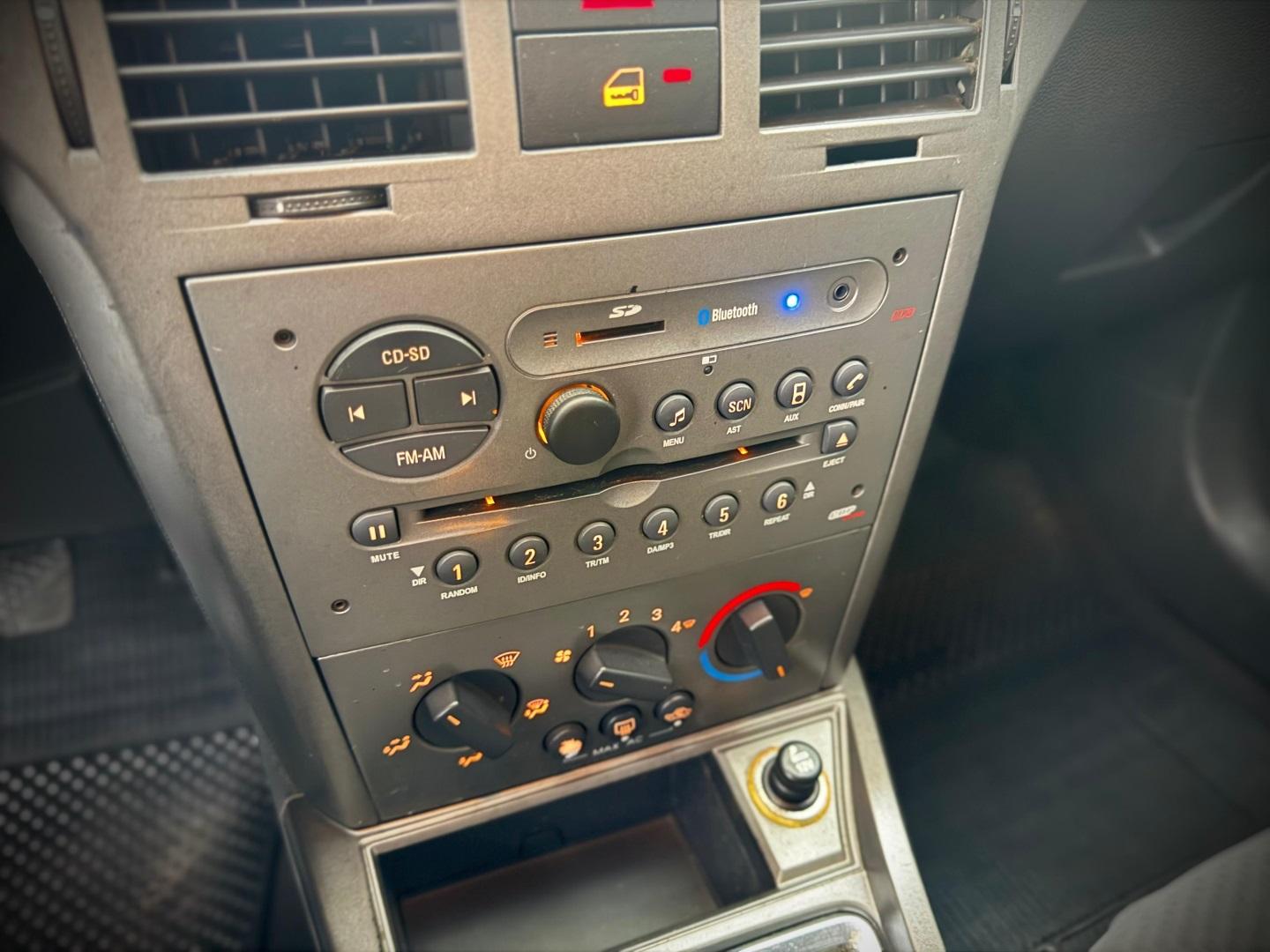 CHEVROLET Vectra Hatch - Foto