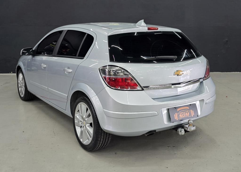 CHEVROLET Vectra Hatch - Foto
