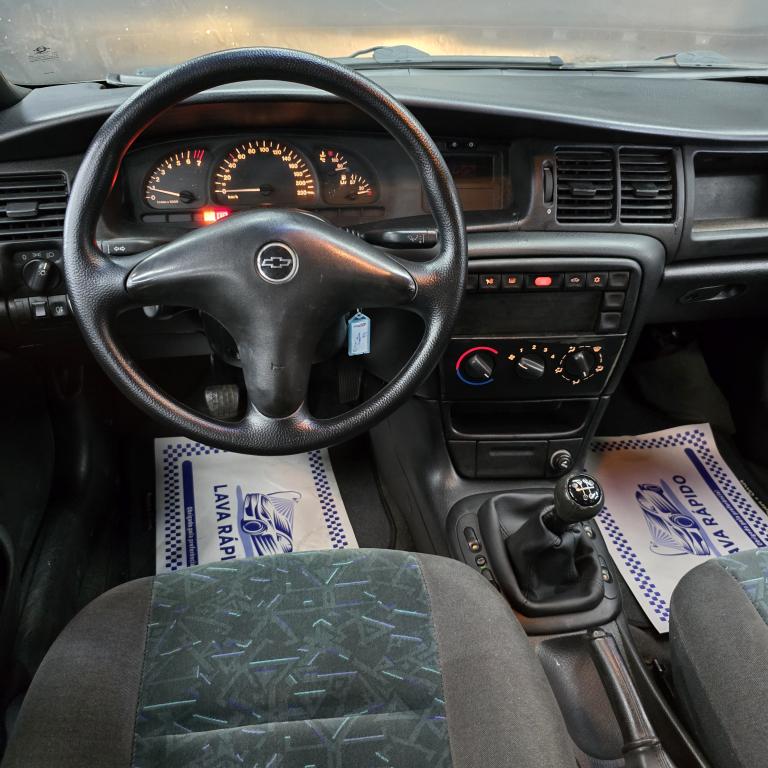 CHEVROLET Vectra Sedan - Foto