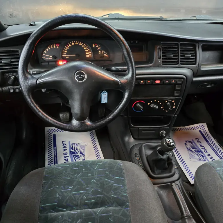 CHEVROLET Vectra Sedan - Foto