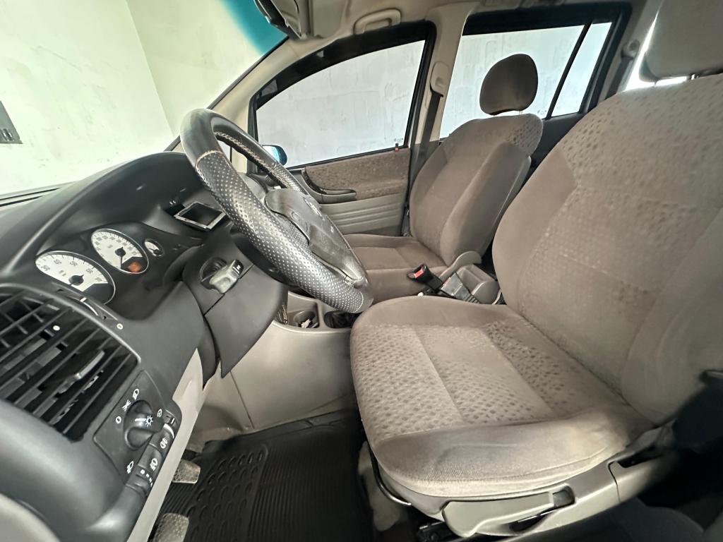 CHEVROLET Zafira - Foto