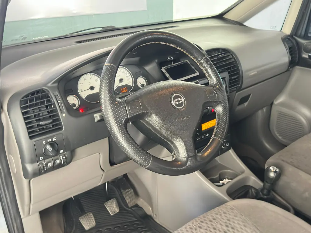 CHEVROLET Zafira - Foto