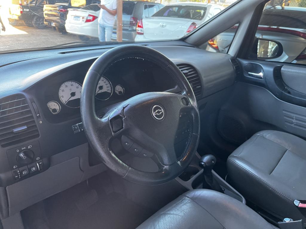CHEVROLET Zafira - Foto