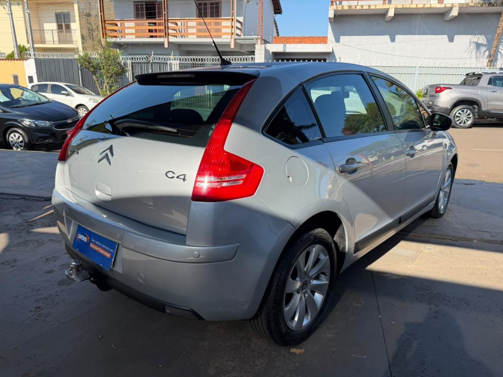CITROEN C4 Hatch - Foto
