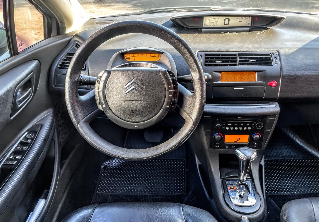 CITROEN C4 Hatch - Foto