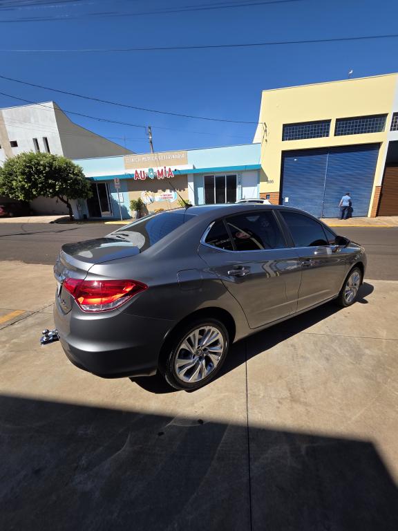 CITROEN C4 Sedan - Foto