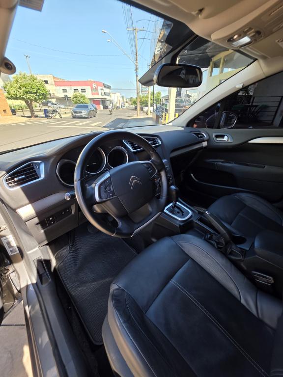 CITROEN C4 Sedan - Foto