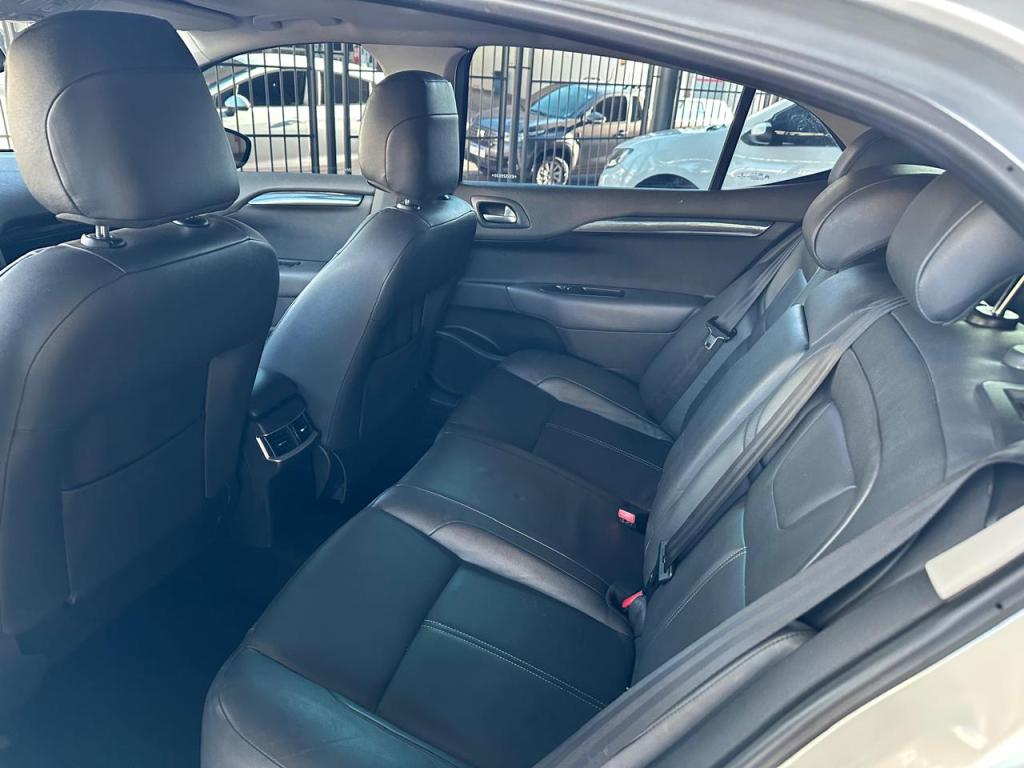 CITROEN C4 Sedan - Foto