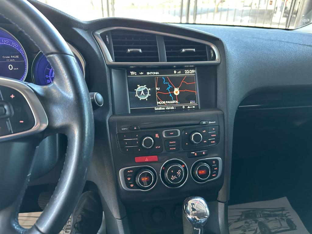 CITROEN C4 Sedan - Foto