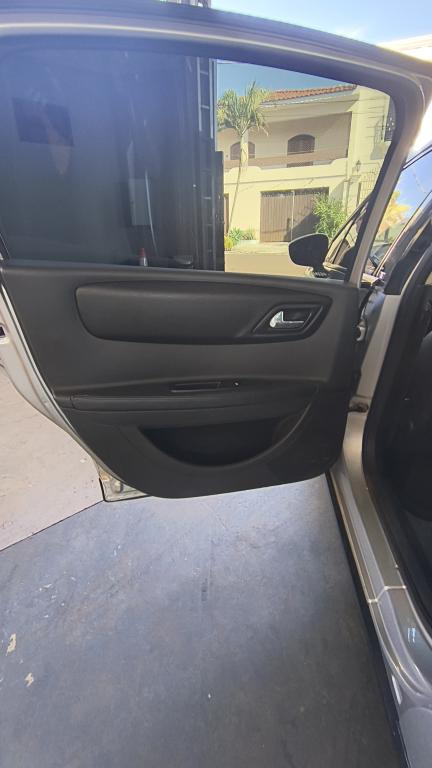 CITROEN C4 Sedan - Foto