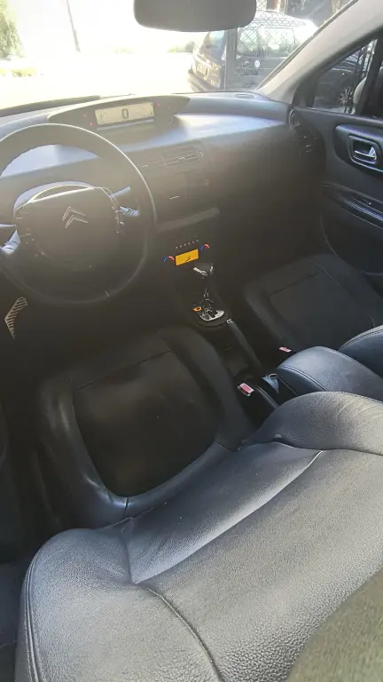 CITROEN C4 Sedan - Foto