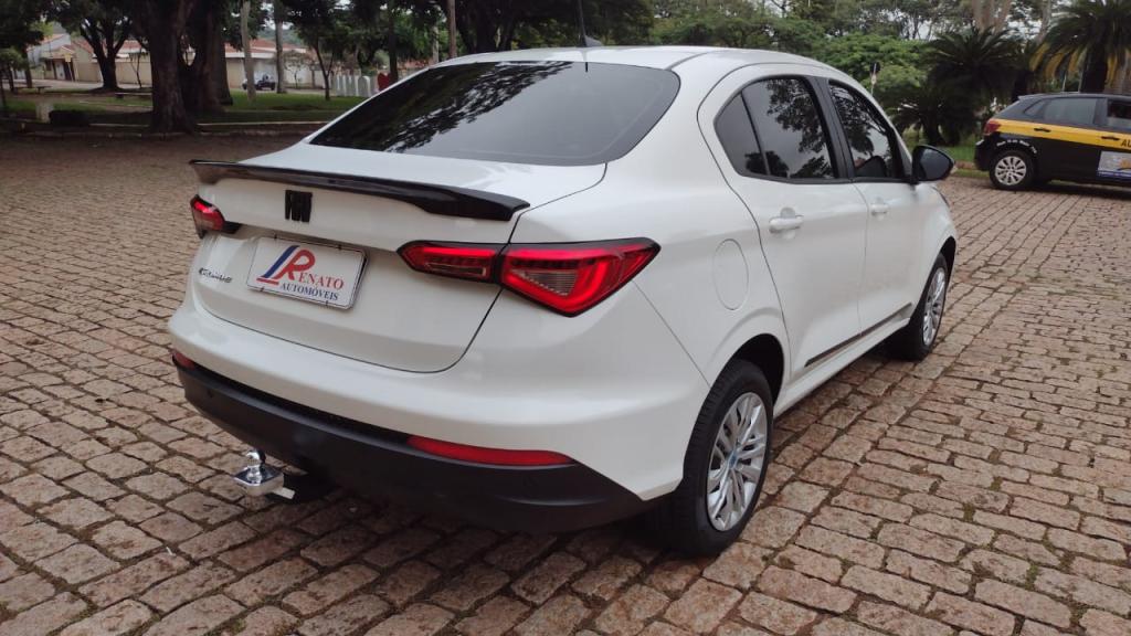 FIAT Cronos - Foto