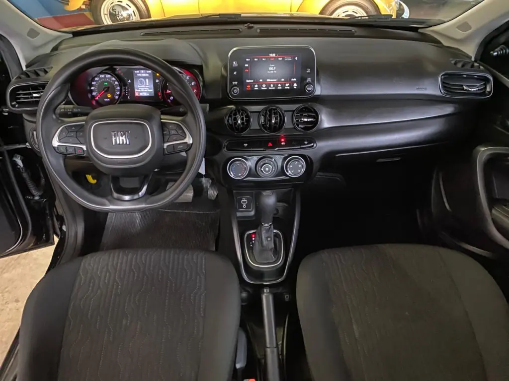 FIAT Cronos - Foto