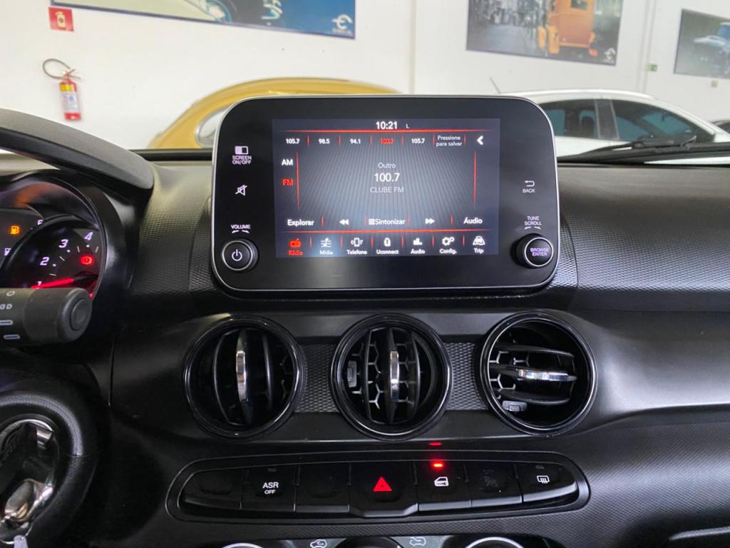 FIAT Cronos - Foto