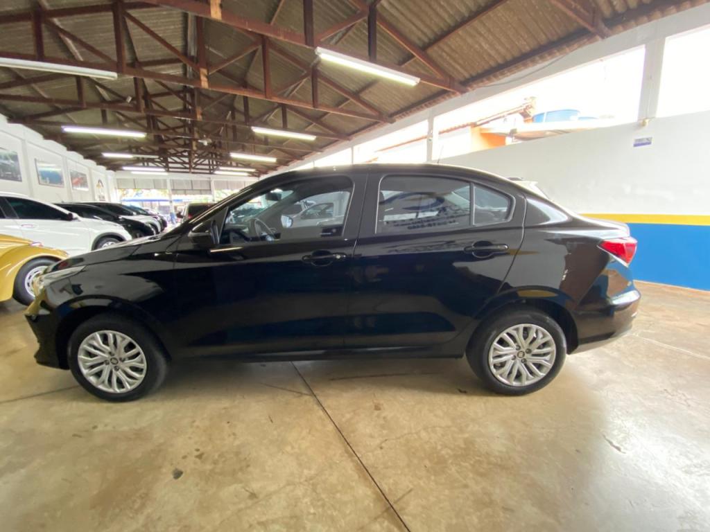 FIAT Cronos - Foto