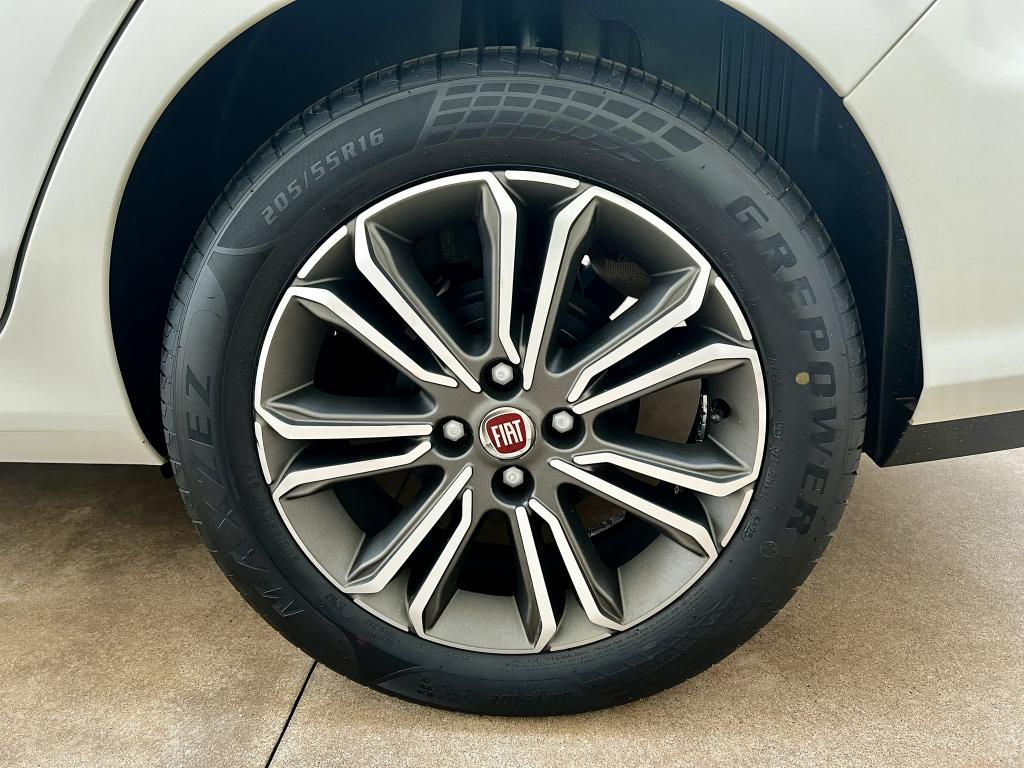 FIAT Cronos - Foto