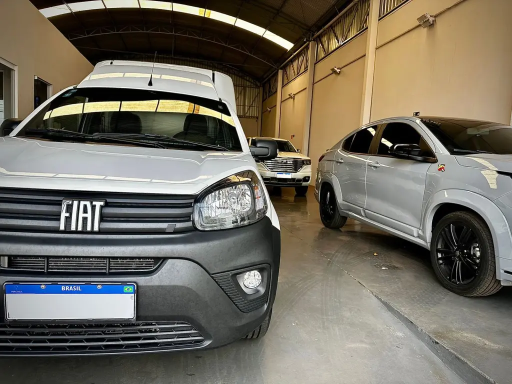 FIAT Fiorino Furgão - Foto