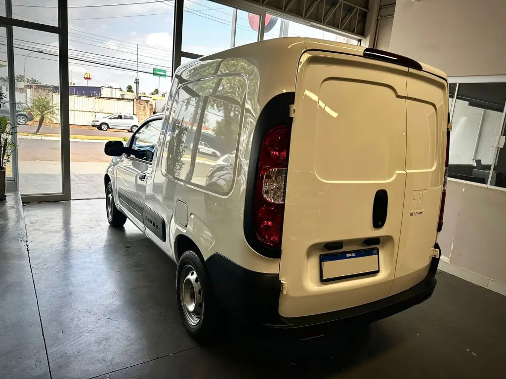 FIAT Fiorino Furgão - Foto