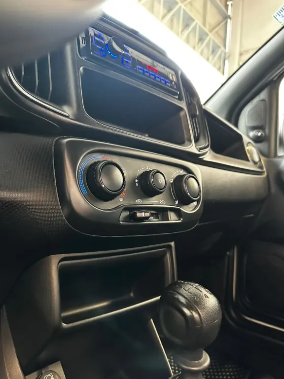 FIAT Fiorino Furgão - Foto