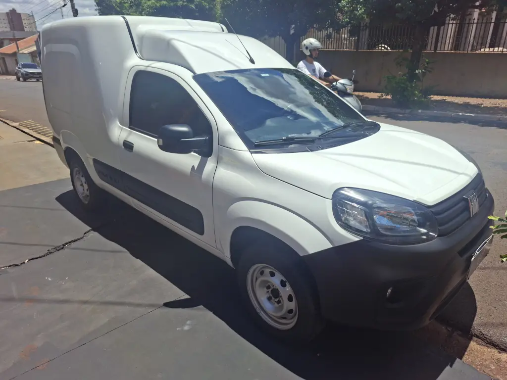 FIAT Fiorino Furgão - Foto