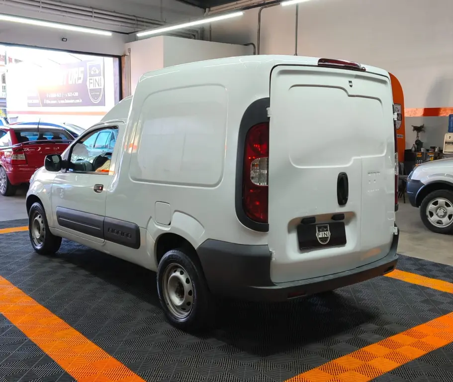 FIAT Fiorino Furgão - Foto