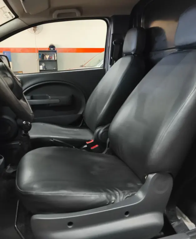 FIAT Fiorino Furgão - Foto