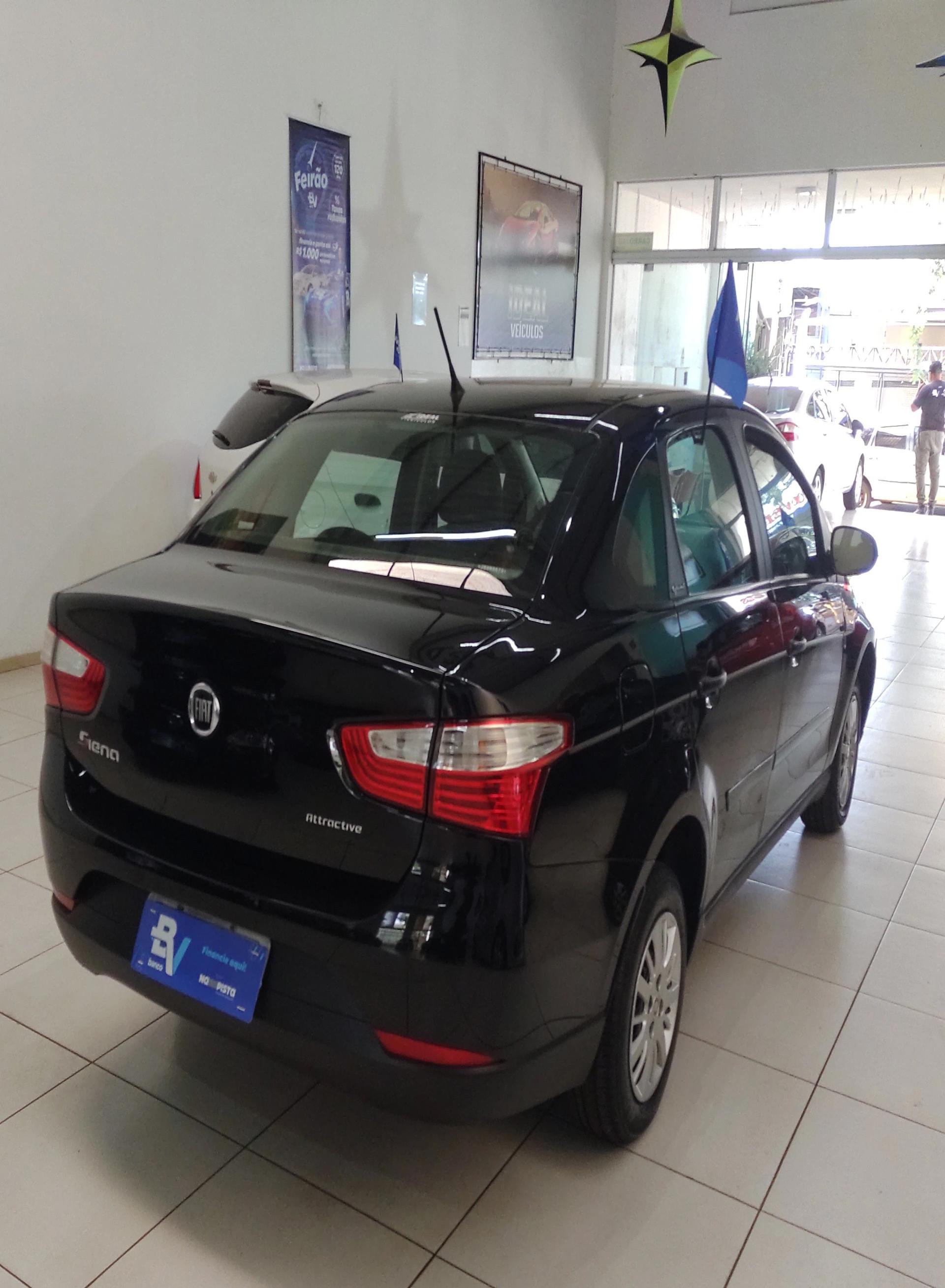 FIAT Grand Siena - Foto