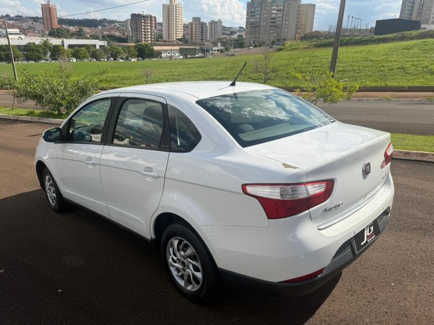 FIAT Grand Siena - Foto