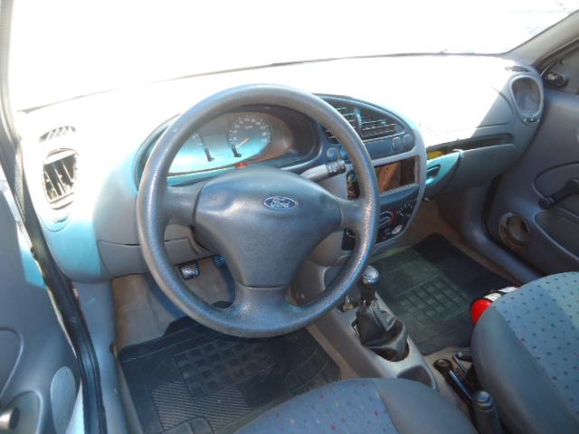 FORD Courier - Foto