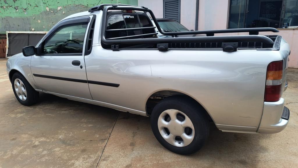 FORD Courier