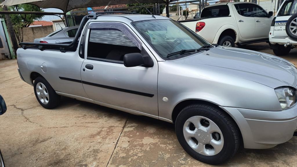 FORD Courier - Foto