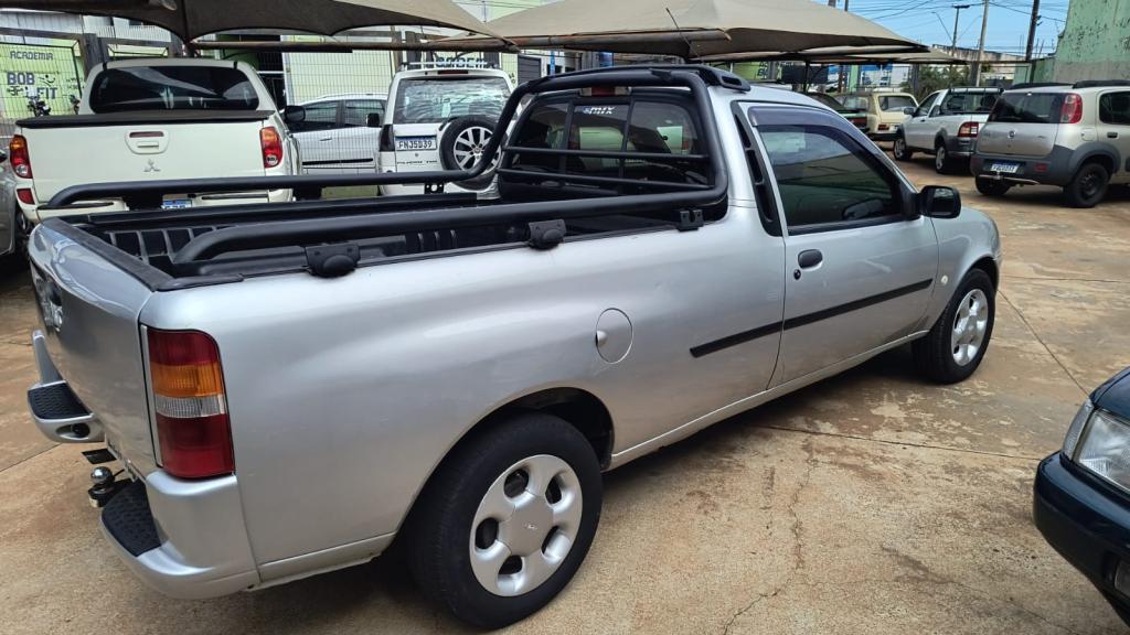 FORD Courier - Foto