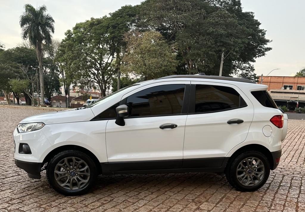 FORD Ecosport - Foto